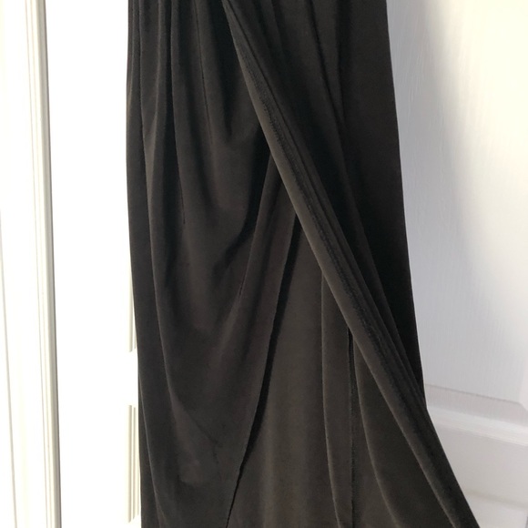 BOOHOO full length sleeveless dress - Picture 3 of 4
